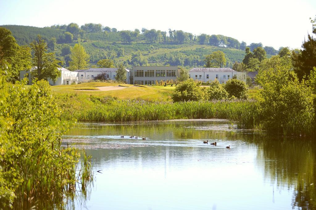 Tulfarris Hotel And Golf Resort Exterior foto